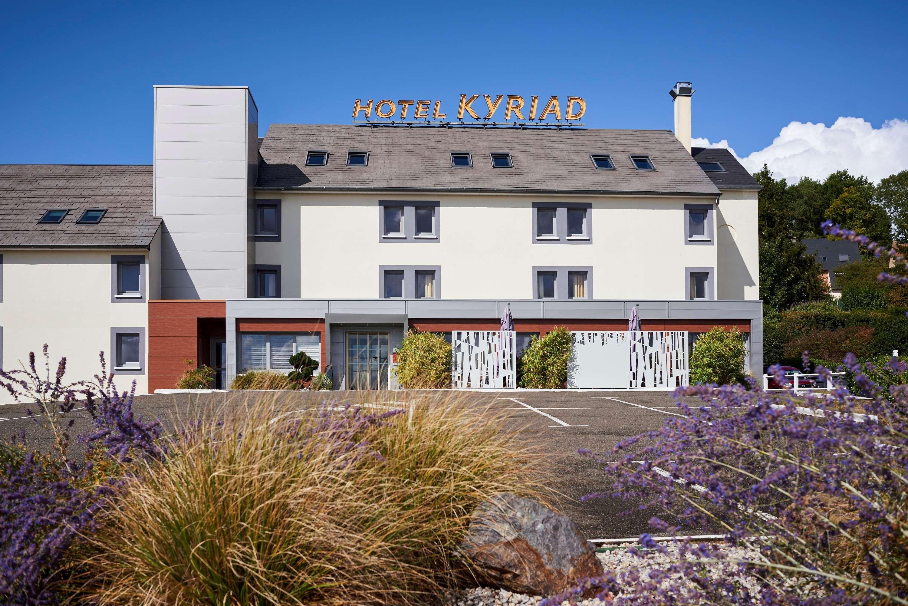 Kyriad Le Mans Est Bagian luar foto