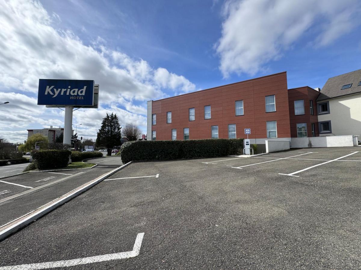 Kyriad Le Mans Est Bagian luar foto